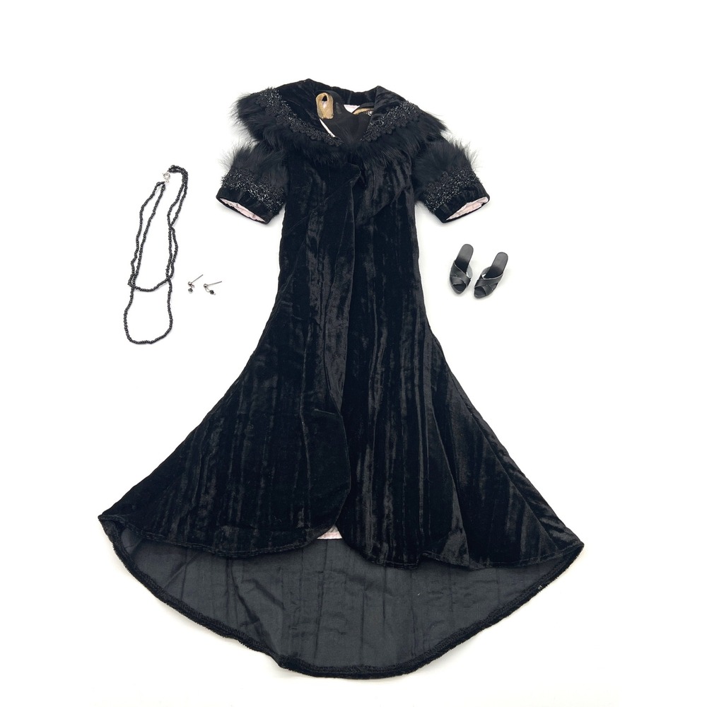 Tonner 16" Renee Devereaux "Backstage Invitation" Outfit Only